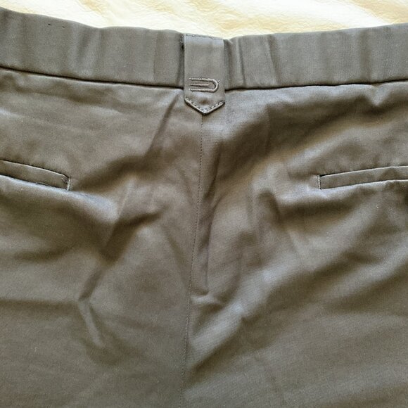 Men's Dockers Premium Golf Shorts - Black - Size 36 - Picture 14 of 16